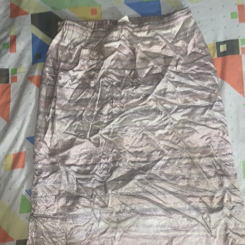 Dry clean only large/extra large size 16 skirt